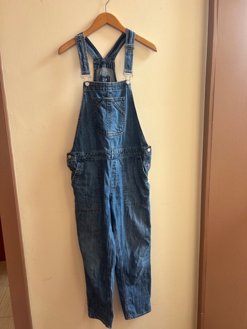 Gap slouch cropped overall